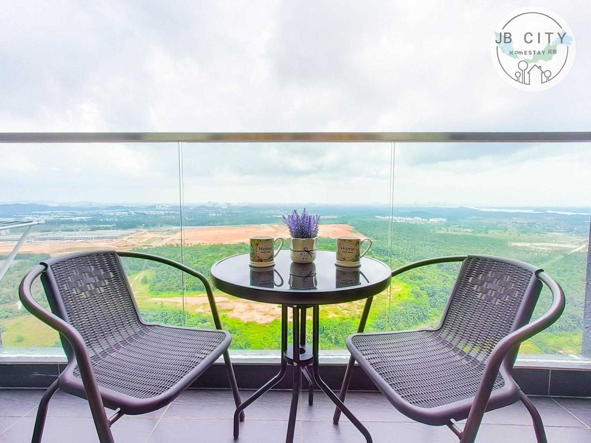D'Pristine Suites By Rr Jbcity นุสาจายา ภายนอก รูปภาพ
